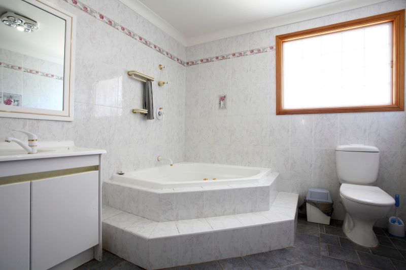 Cost of Bathtub Installation in Punta Gorda, FL